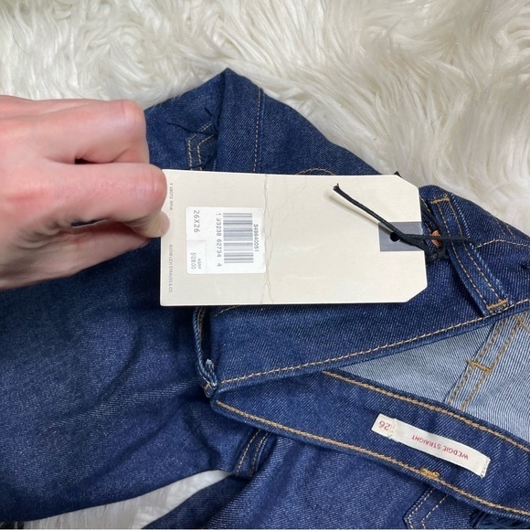 Levi's Wedgie Straight Leg Fringe Pocket Jeans - Picture 11 of 11